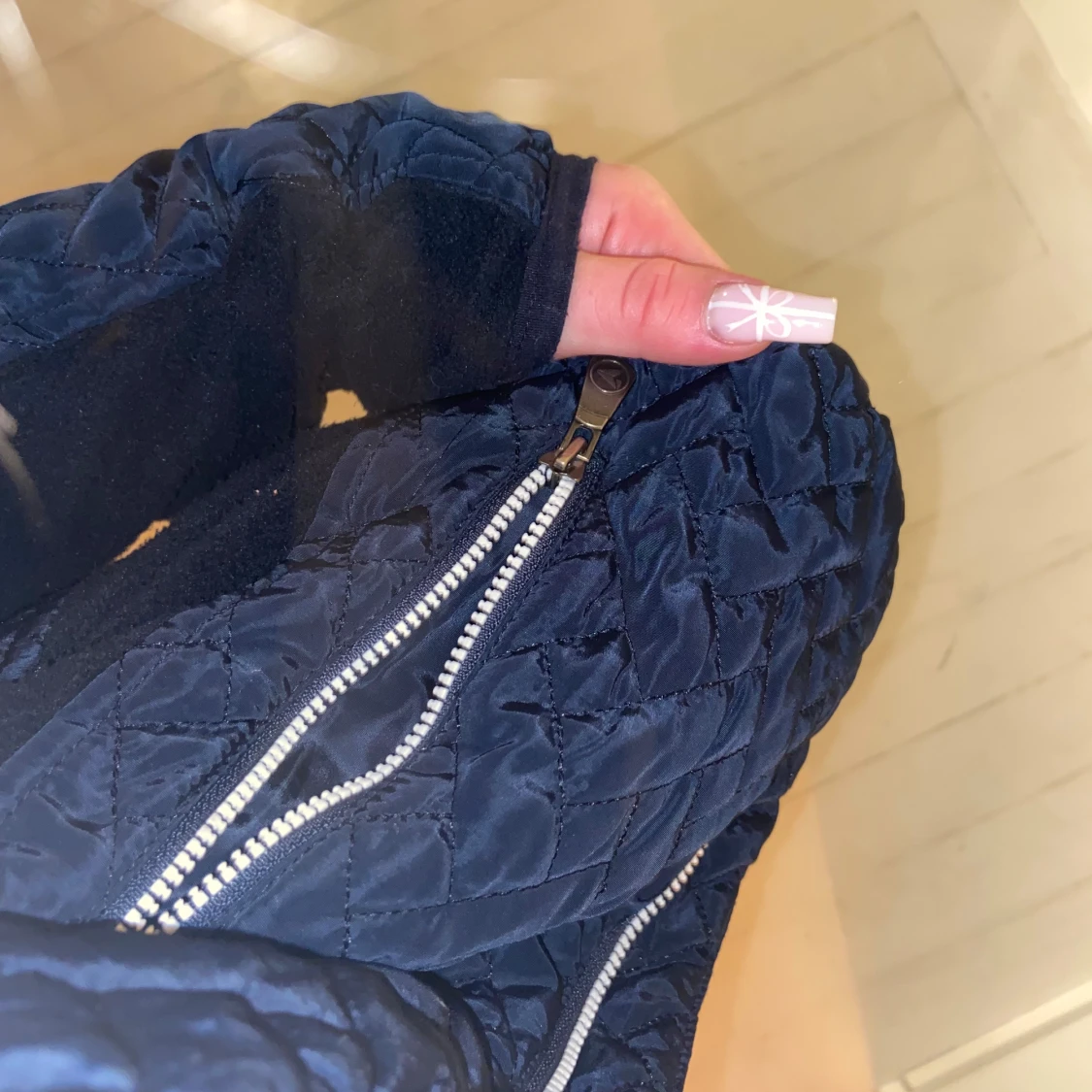 Marinblå jacka - 91