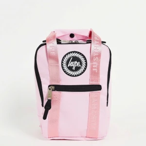 Ryggsäck mini från Hype sökes! - Rosa ryggsäck mini från Hype sökes till Malmö.