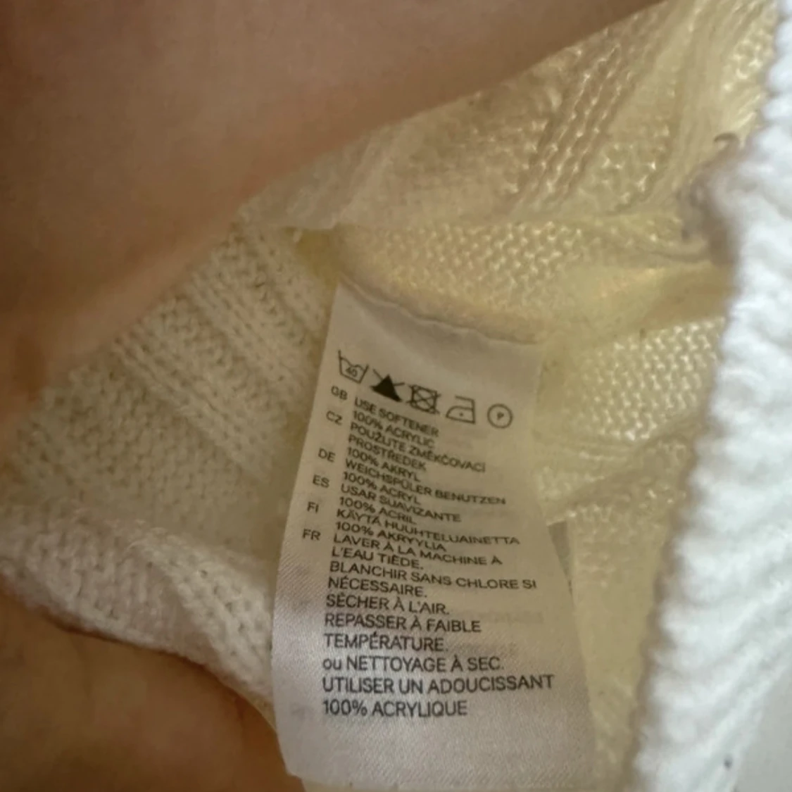 Vit stickad topp - 92