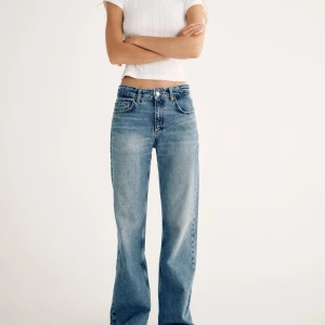 Super snygga zara jeans  - Super fina zara jeans som är helt nya, aldrig använda! 