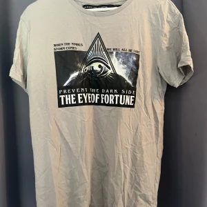 T-shirt med tryck - T-shirt med tryck