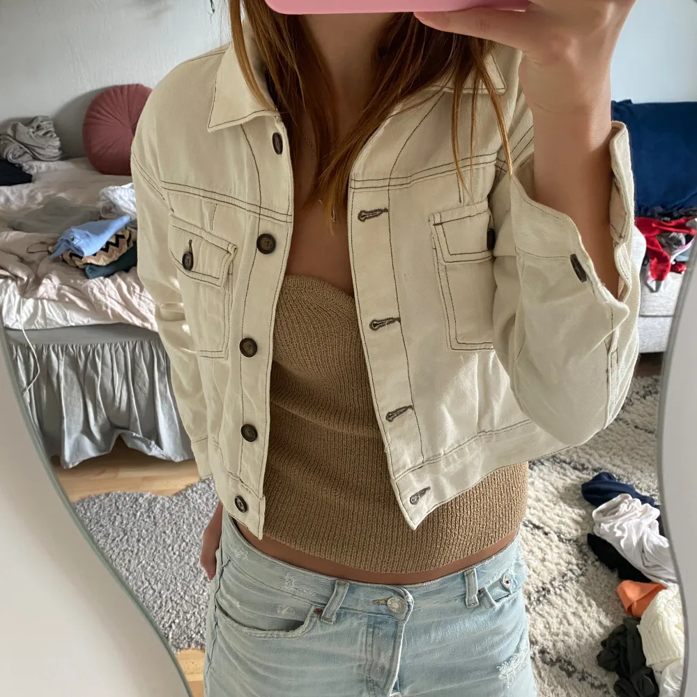 Jeansjacka från zara i strl XS/S🥰. Jackor.