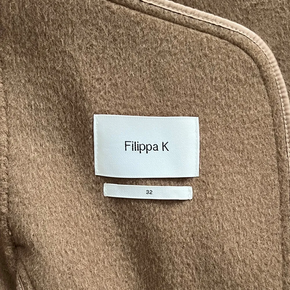 Superfin, helt oanvänd kappa från FILIPPA K - EDINA jacket  Nypris 8400.  . Jackor.