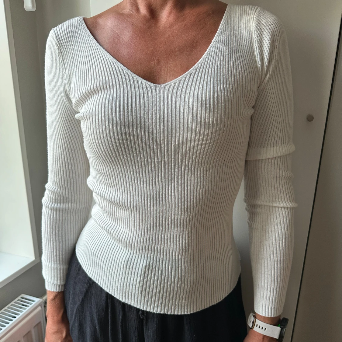 Vit ribbad tröja
