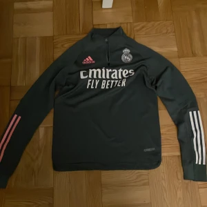 Real madrid träningströja - Använt ett fåtal gånger