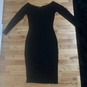 Klänning  - Från Nelly 