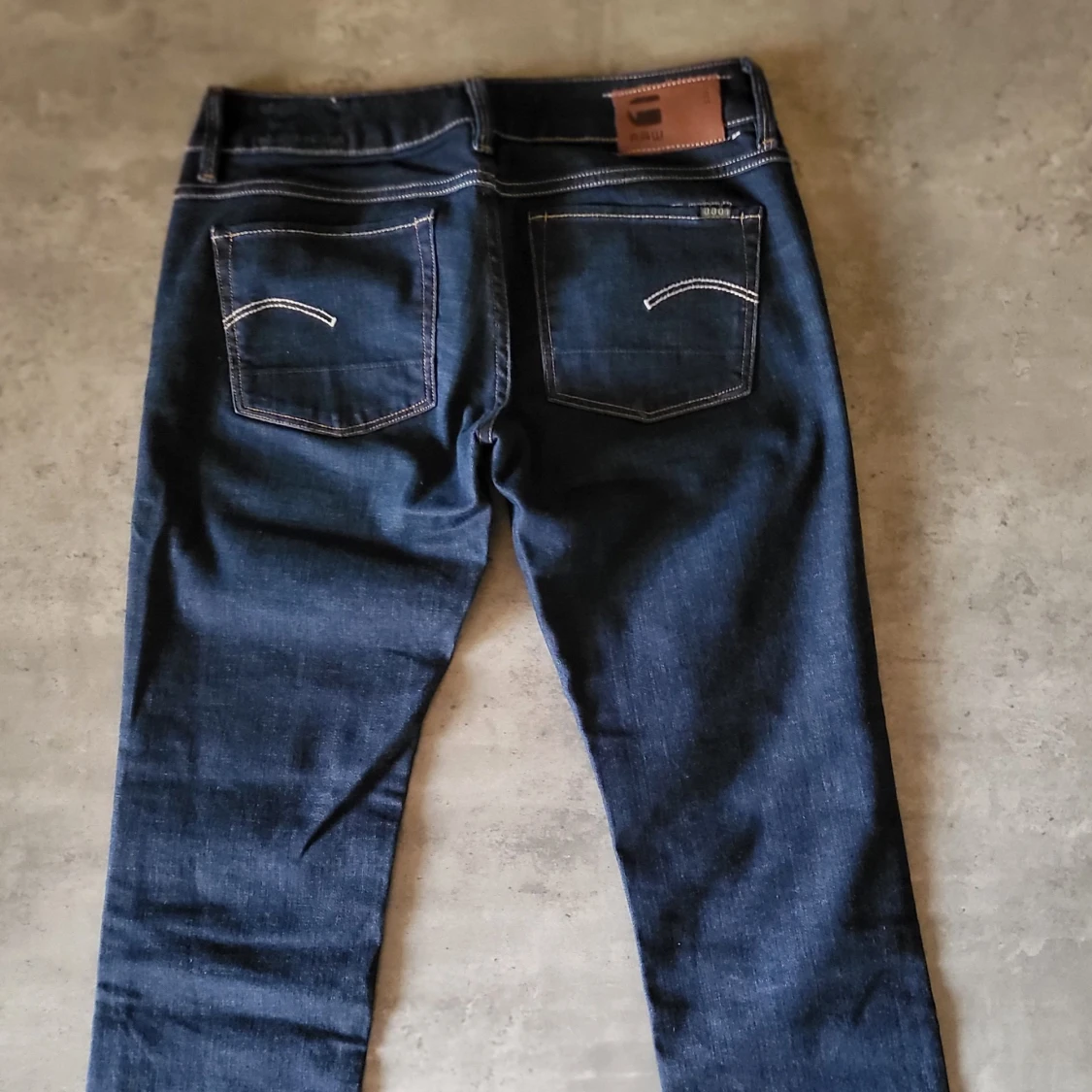 Mörkblå jeans från G-Star RAW - 90