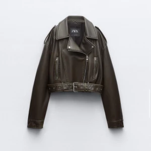 Zara biker jacka - Helt ny biker jacka från zara, xs men lite oversized. Nypris 699