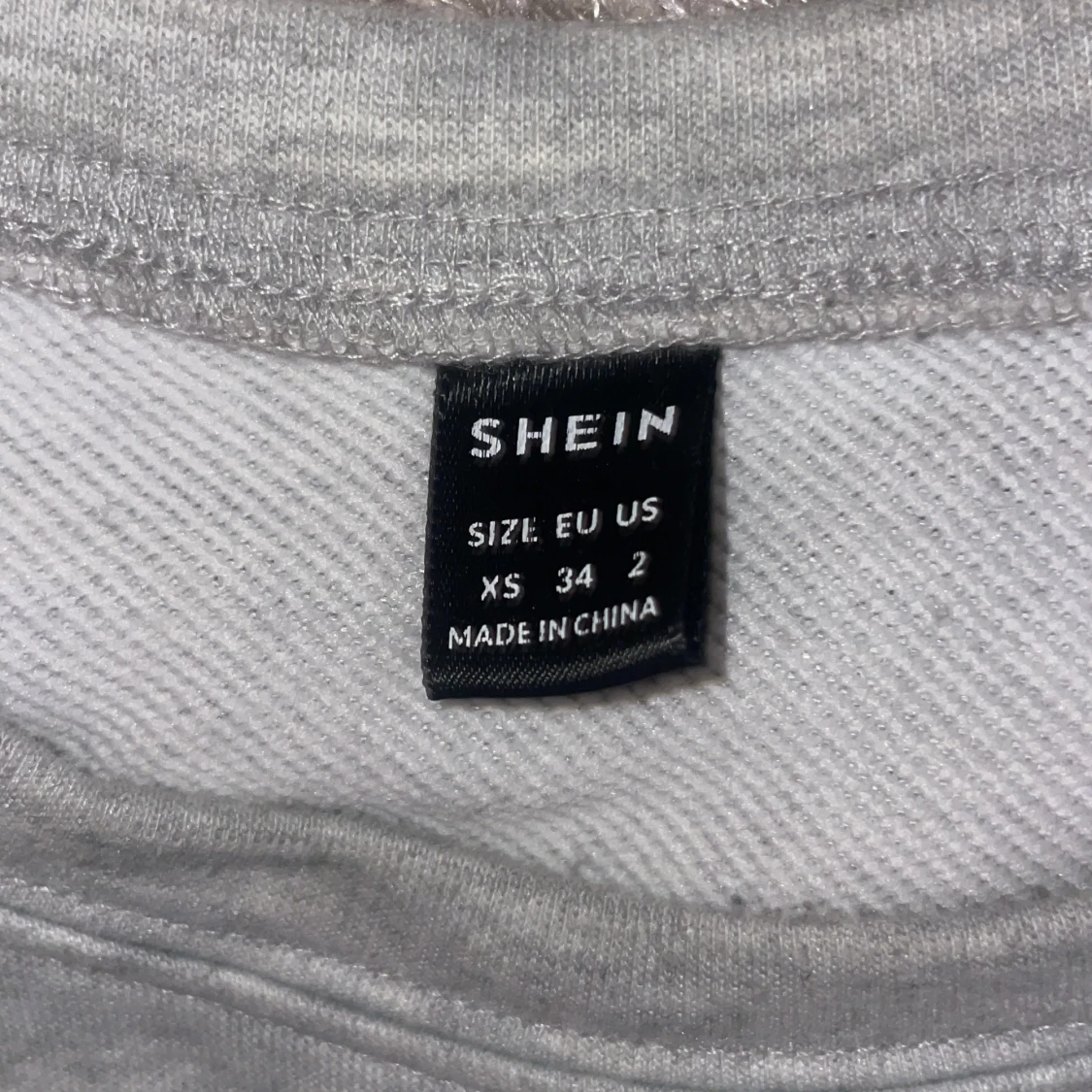 Grå sweatshirt från SHEIN - 91