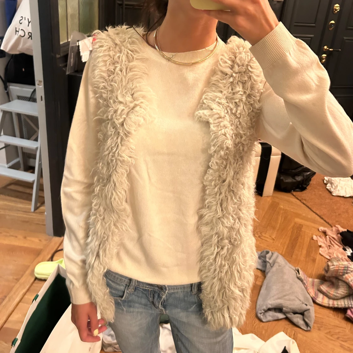 Beige pälsväst - 90