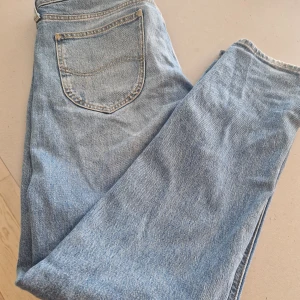 Lee jeans - Måttligt använda jeans.