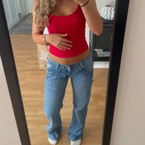 Lowrise jeans - Säljer nu dessa skitcoola jeans😍