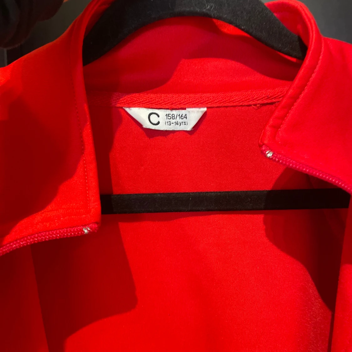 Röd zip up - 90