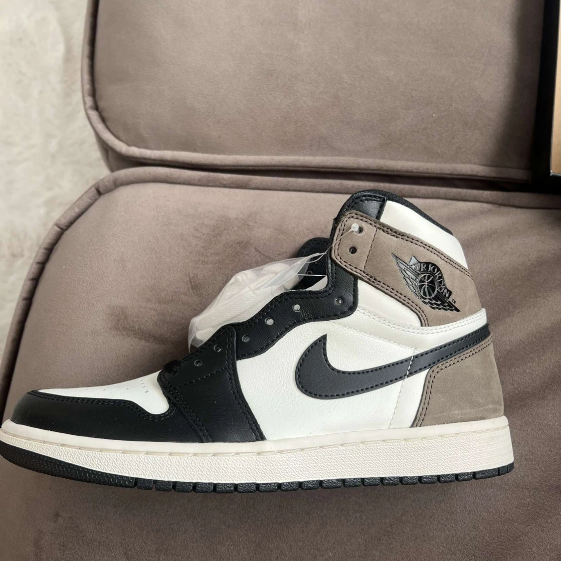 Jordan 1 high mocha