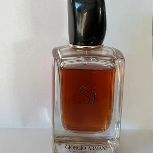 Si, Armani Edp 50 ml - Si, Armani Edp 50 ml Sparsamt använd 