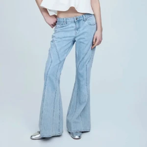 Lågmidjade jeans  - Jättesnygga jeans från h&m😍 prislapp kvar!