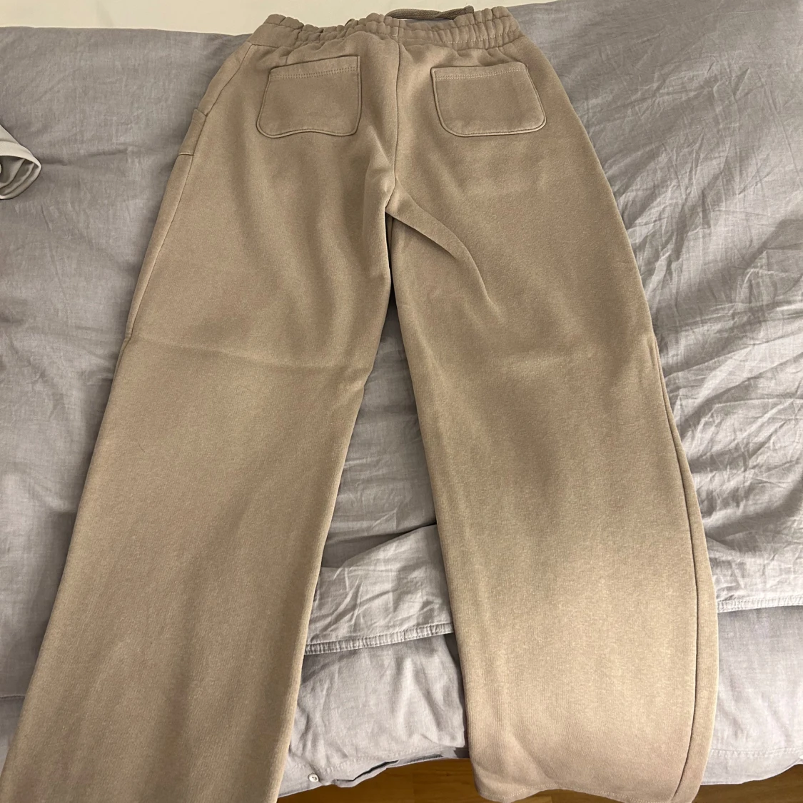 Bruna mjukisbyxor - 90