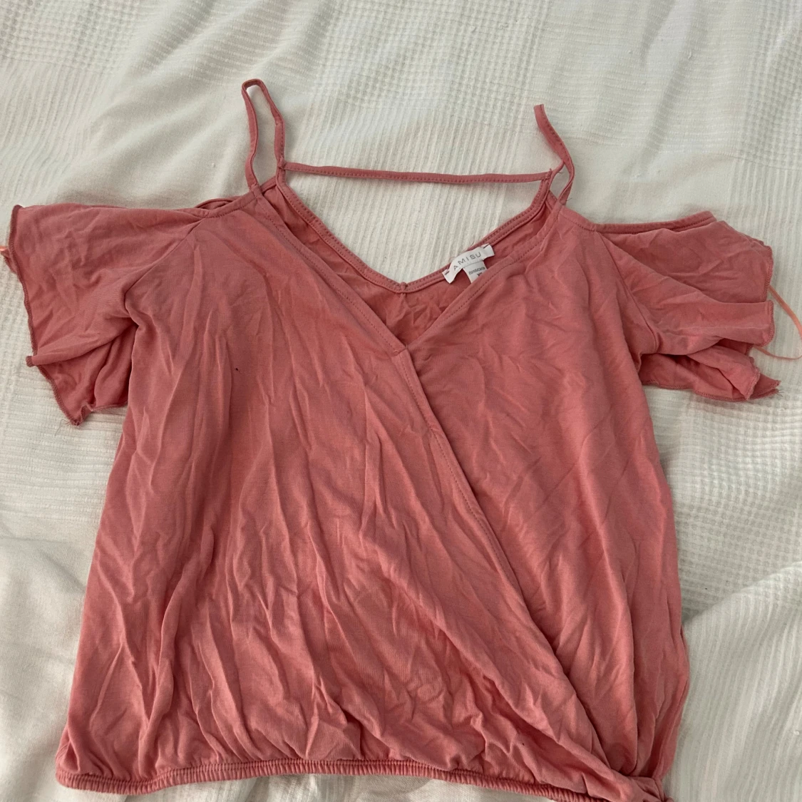 Rosa omlottopp från Amisu