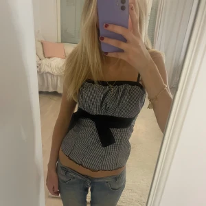 Såå fin topp!!!😍 - Jätte fin rutig topp i superbra skick, perfekt nu till hösten!!💕💕🥰