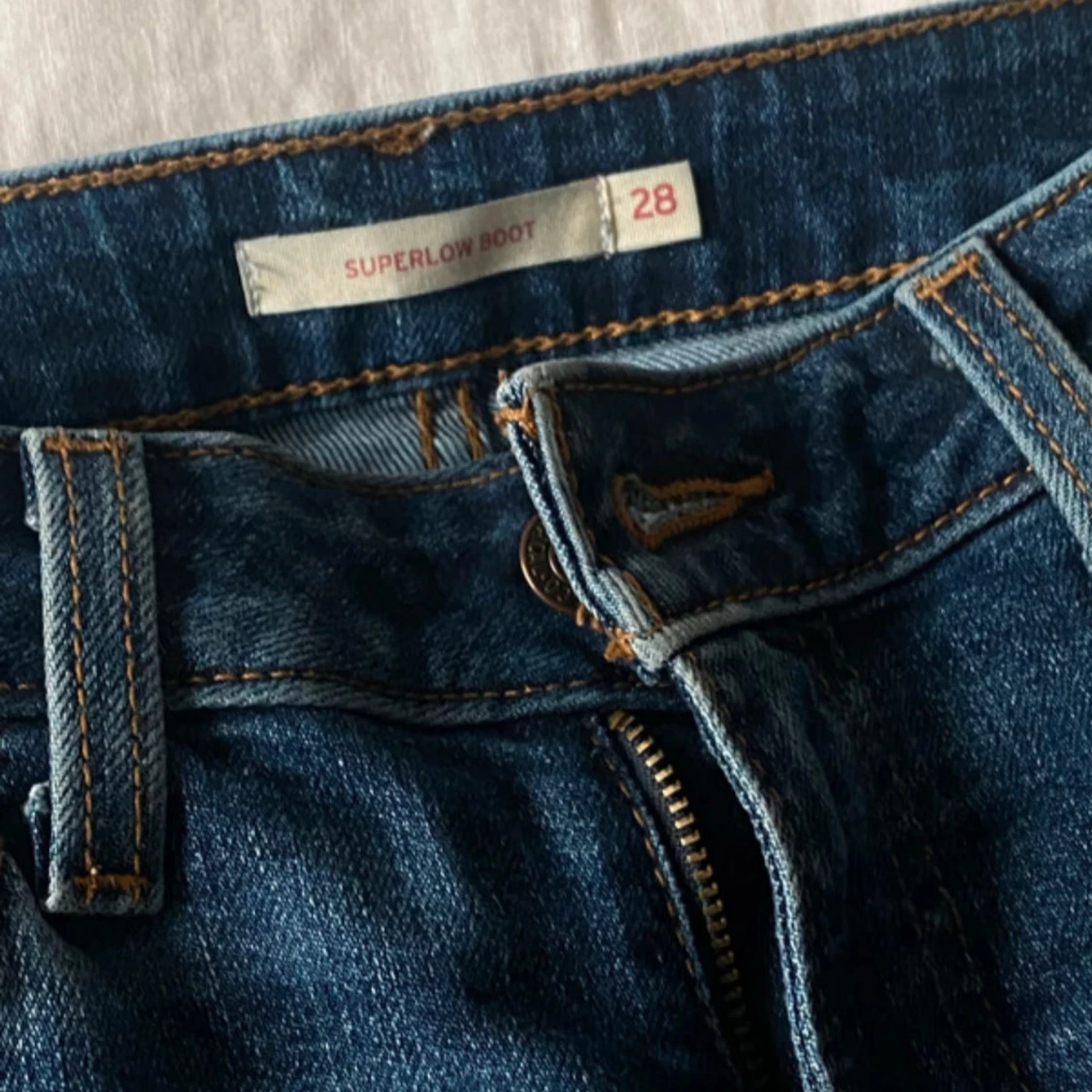 Lågmidjade levis jeans  - 1