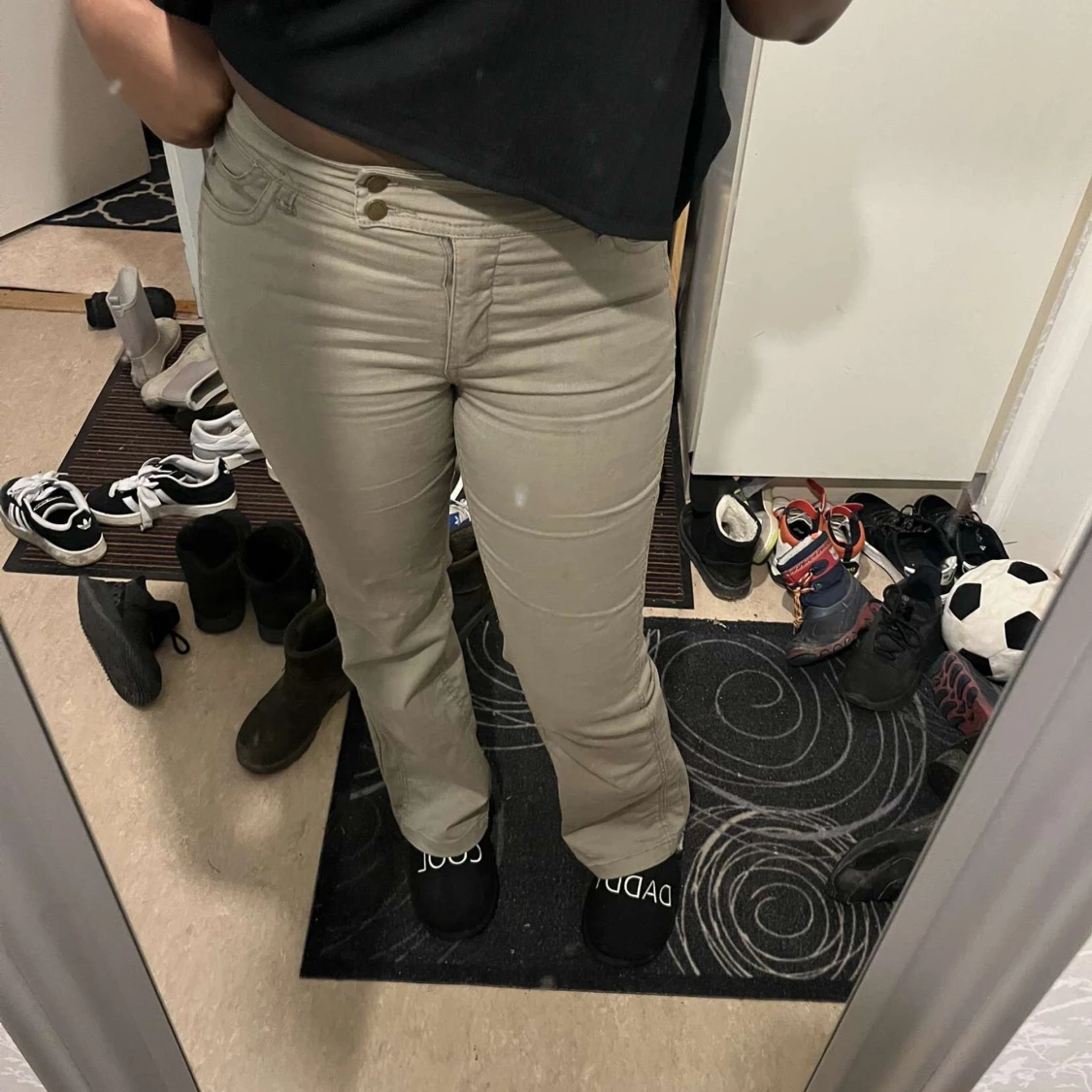 Beige byxor med bootcut - 1