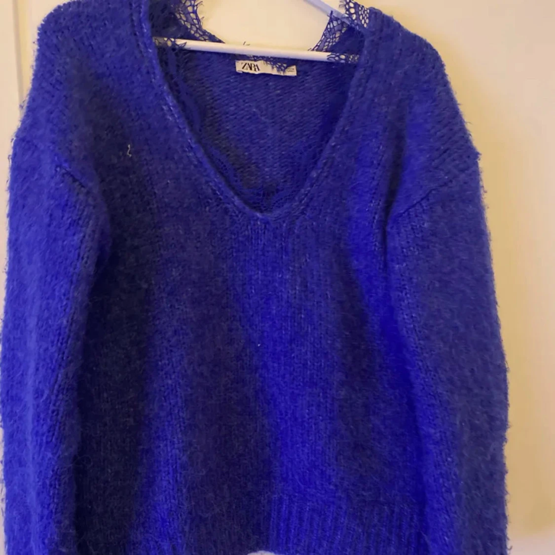 Blå stickad tröja från Zara