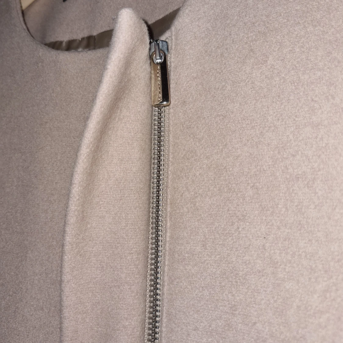 Beige kappa från Annarita N - 91