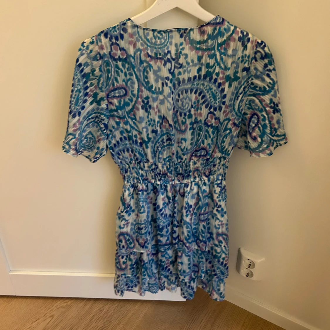 Mönstrad klänning från Zara - 90