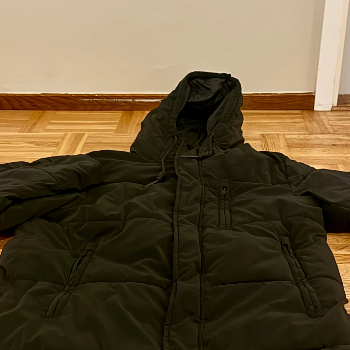 Svart pufferjacka Från Zara - 90