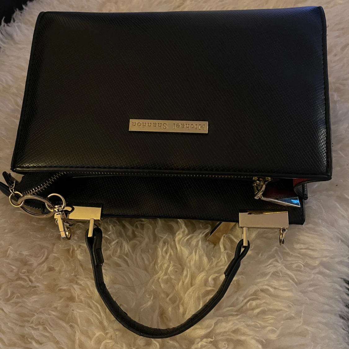 Svart Michael Shannon-handväska – elegant & chic🖤 - 1