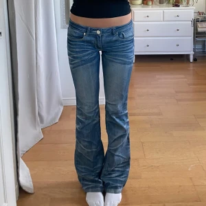 lågmidjade jeans - använd köp nu!💋 midja:83 innerben:84