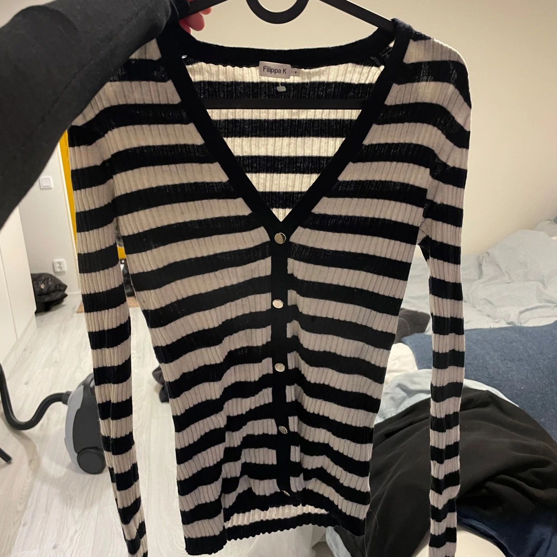 Randig tröja från Filippa K - 90