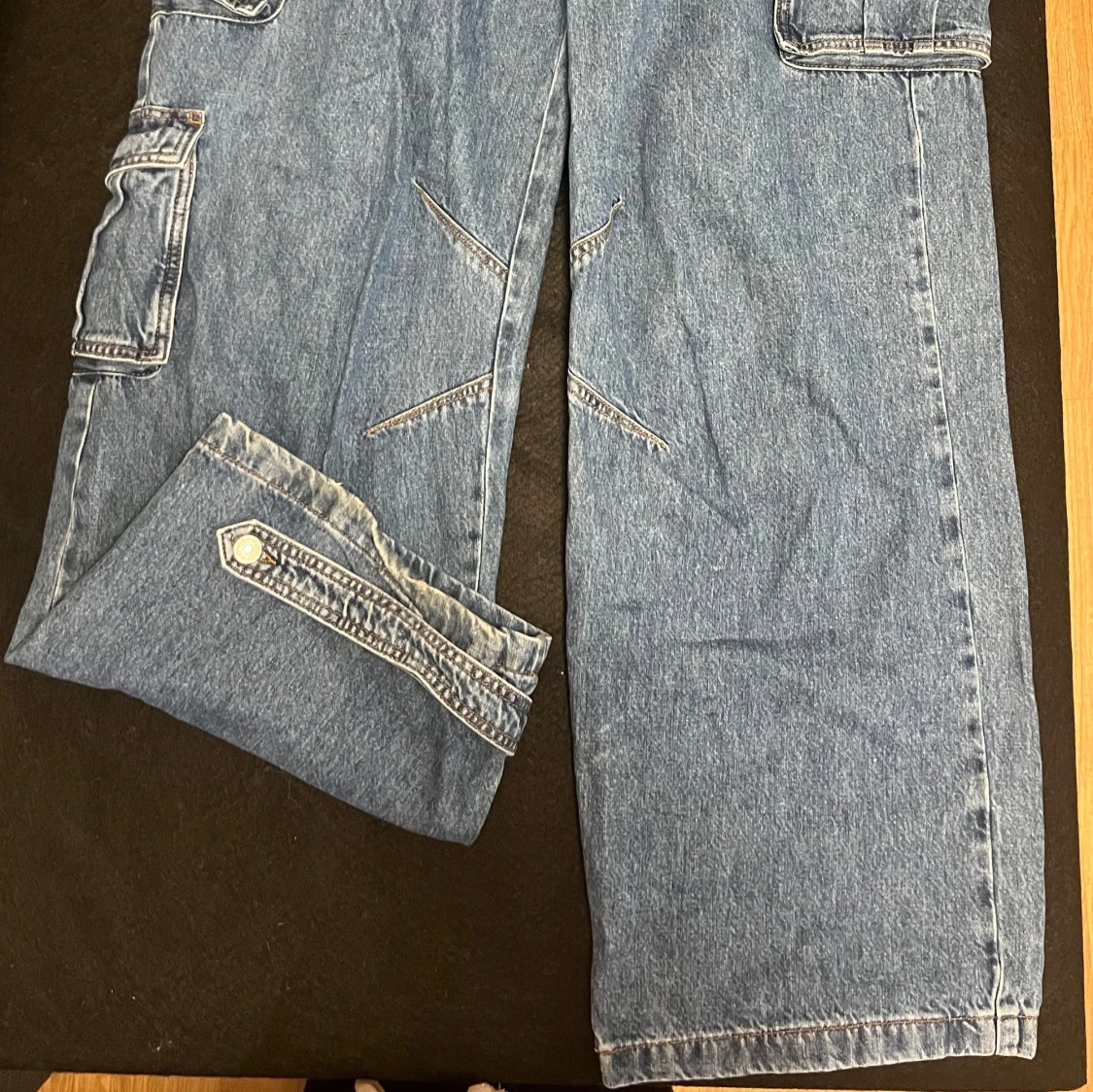 Blå cargopants i jeansmaterial - 90