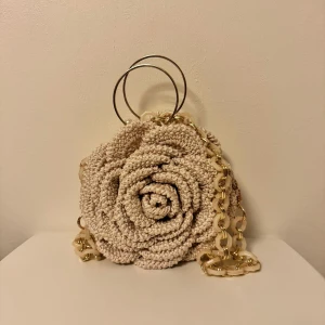 Handgjord stickat väska - Har gjort väskan själv 