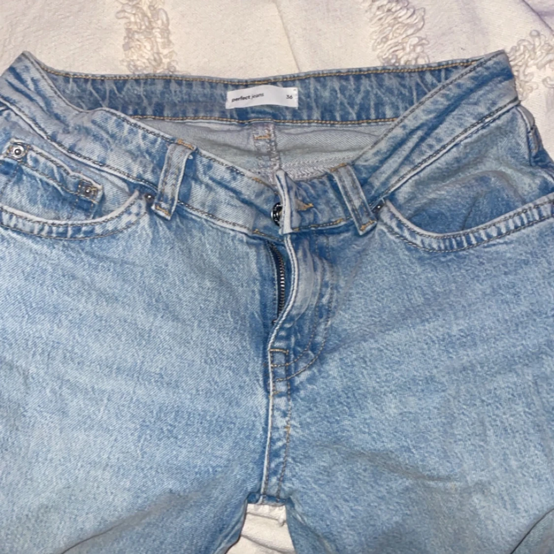 Gina Tricot Jeans - 90