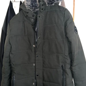 vinterjacka, som ny - vinterjacka, som ny storlek S och M