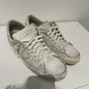 Philippe model PM/78 edt  - Använda ett par gånger, fint skick till billig peng säljs för att dom är för små 