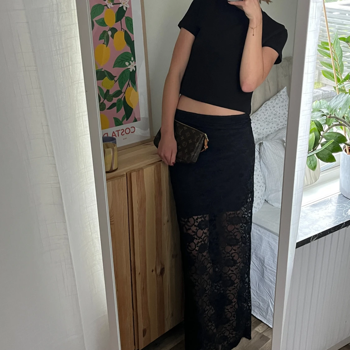 Oanvänd Maxi spetskjol