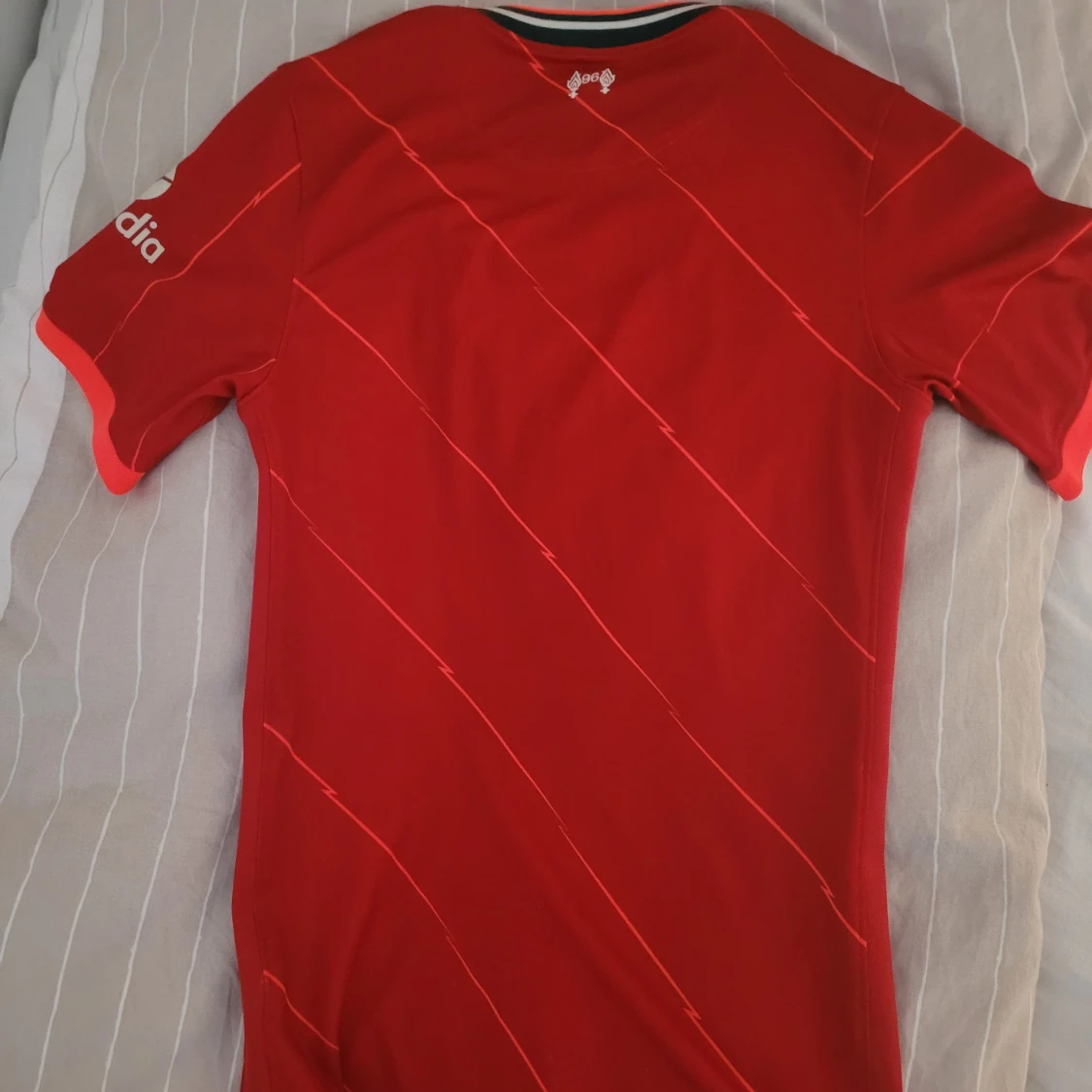 Liverpool 2021 home kit XS - 90