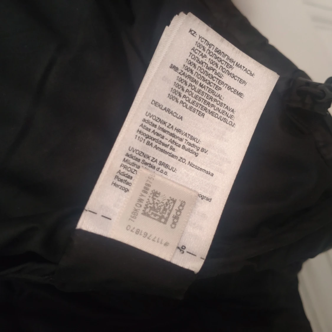 Helt ny äkta Adidas jacka - 92