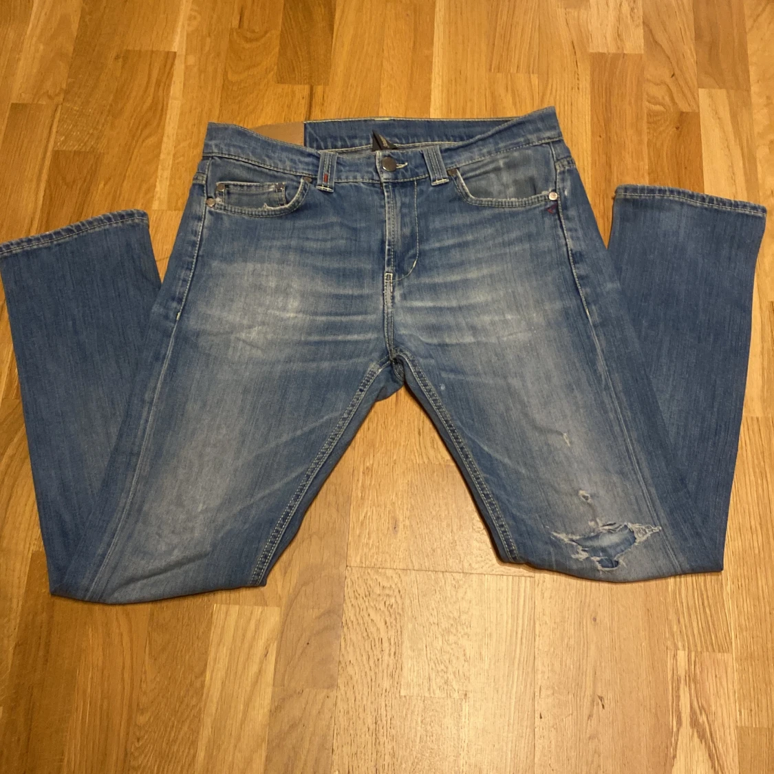 Dondup jeans med slitning  - 1