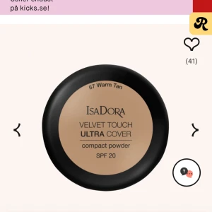 BYTA UT! - Råkade köpa denna i mörkare nyans och undrar om någon vill byta ut något med denna. Kan vara vad som helst! Om du vill köpa kostar den 30kr💗