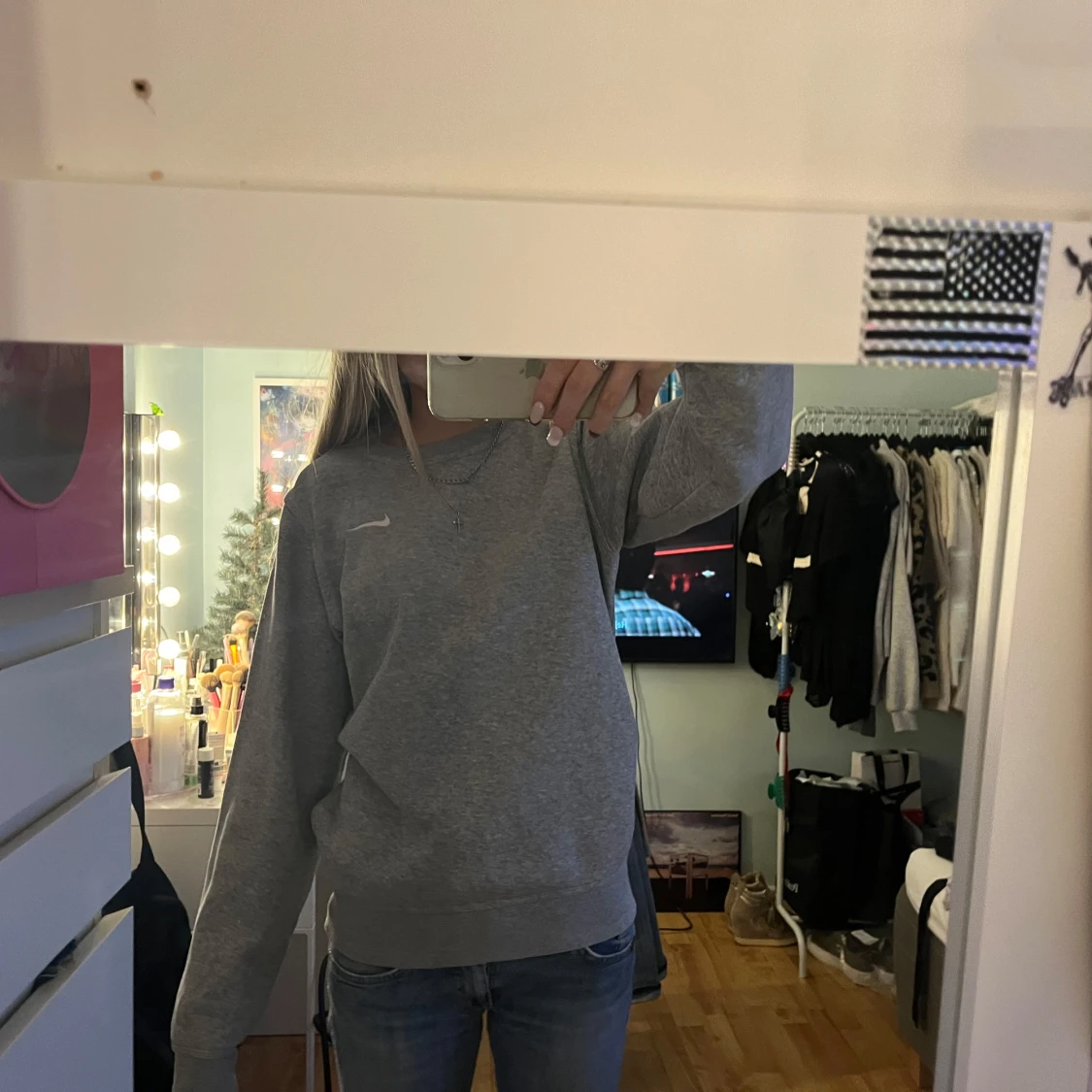 Grå Nike sweatshirt - 90