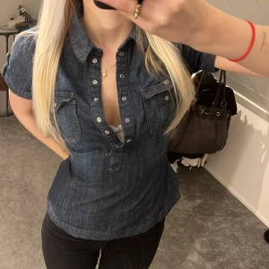 jeanstopp  - superfin💗har knytband i ryggen