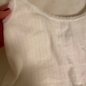 Linne - Ett jättegulligt mönstrat linne från lager157, knappt använt!🤍