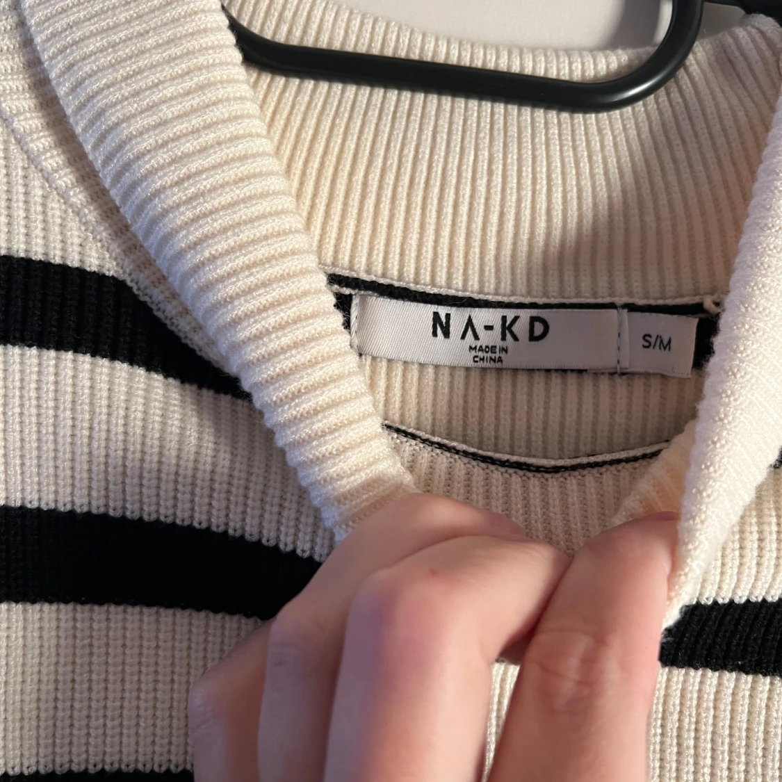 Stickad randig tröja NA-KD - 1