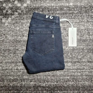 Dondup jeans - Ett par dondup jeans i bra skick. Dom är i storlek w34, Hör av er om ni har frågor:)