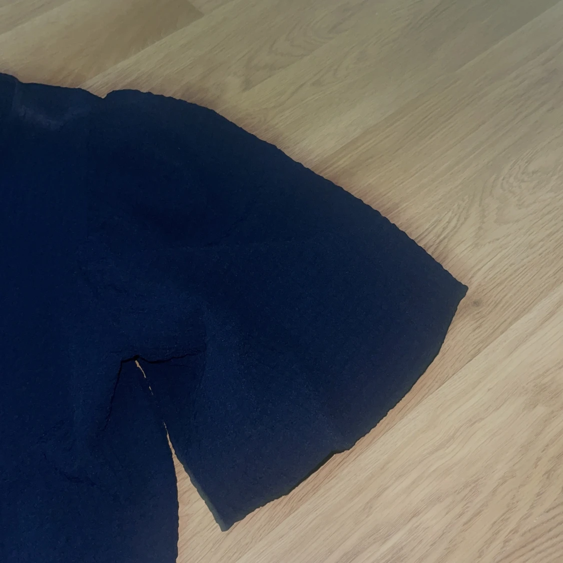 Mörkblå topp från JDY - 3