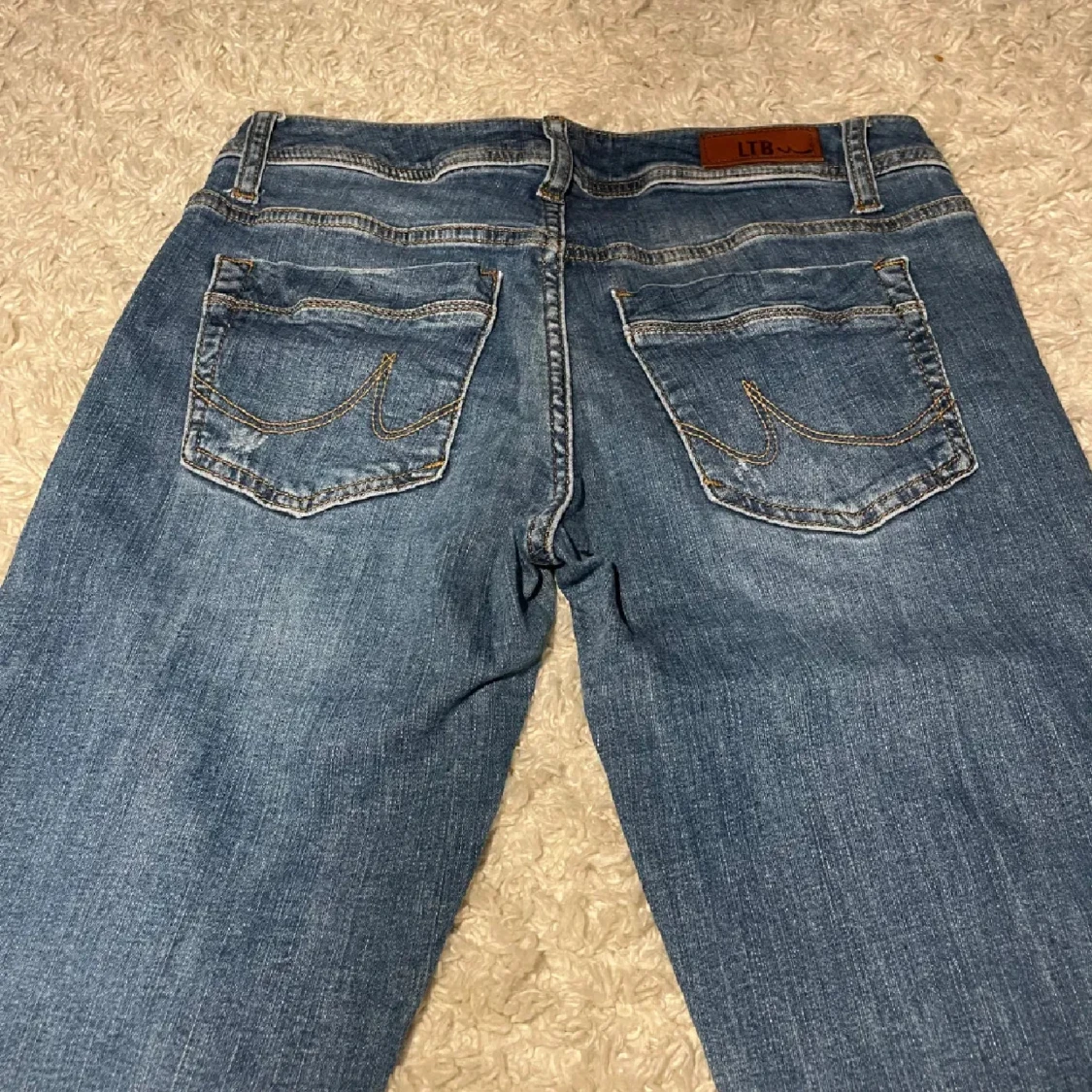 Low waist jeans! - 1