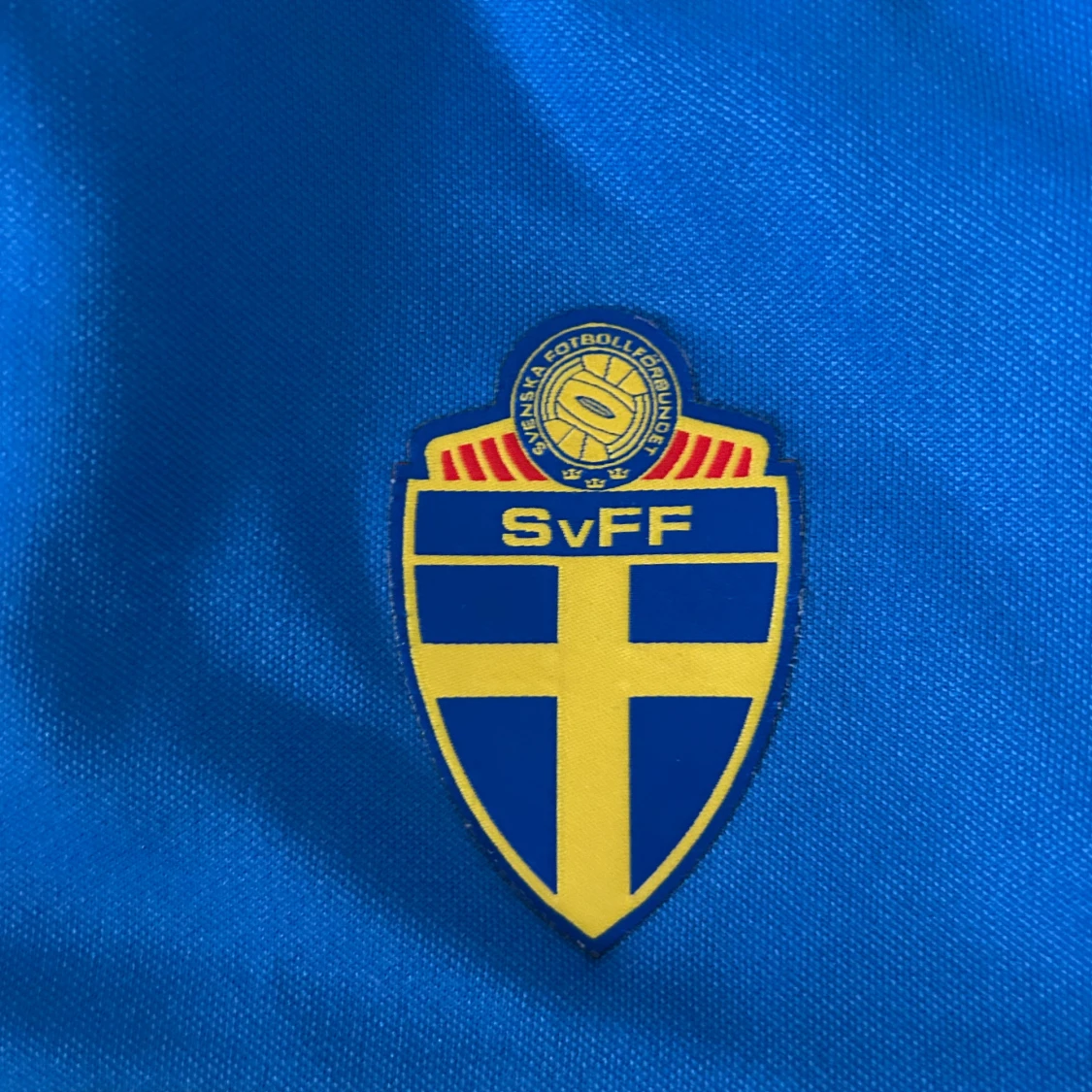 Svart och blå långärmad tröja från Adidas - 1